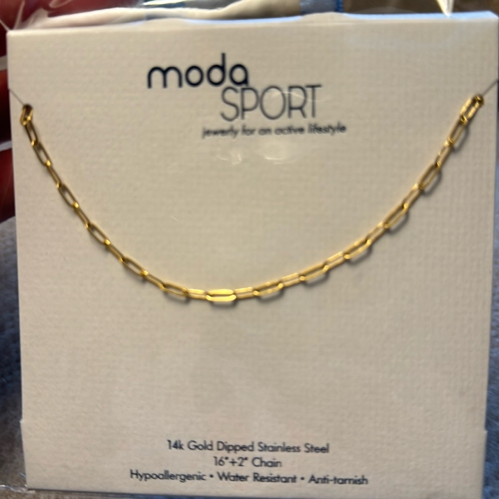 NWT-Moda 16’ + 2’ Chain. Gold dipped stainless Steal